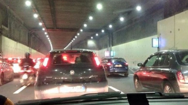 Incidente in Galleria di Monza sulla ss36 Nord