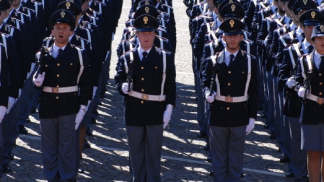Concorsi Polizia - Come entrare nella Polizia di Stato - concorsipolizia.it