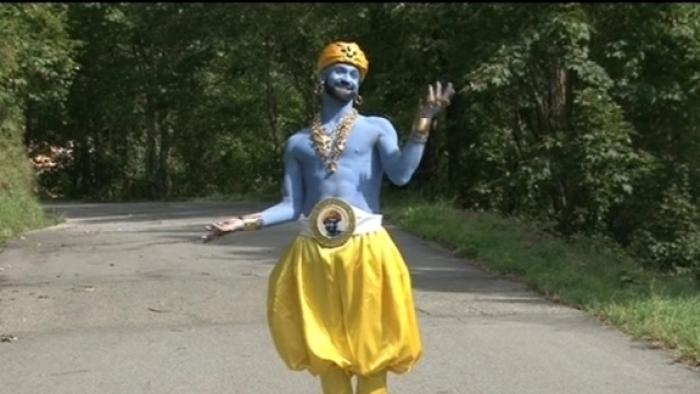 EuGenio di 'Striscia la Notizia' svela i venditori di recensioni false su TripAdvisor