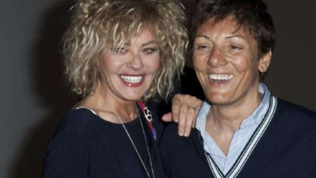 Eva Grimaldi e il suo coming out: "amo Imma"
