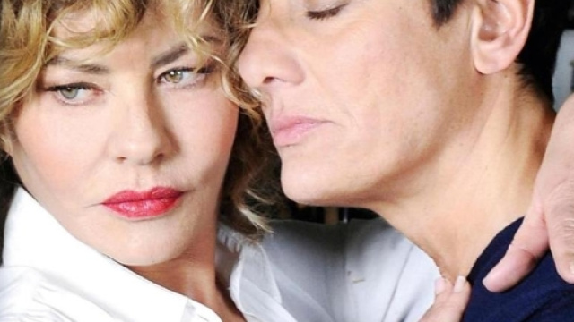 Eva Grimaldi-Imma Battaglia la coppia de L'Isola dei Famosi