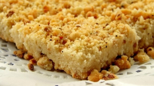 Sbrisolona al parmigiano | il forno incantato | Montersino - ilfornoincantato.it