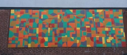 Caryn Azoff has created public murals. / Photo via Caryn Azoff, used with permission.