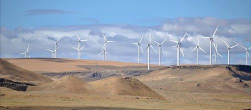 The CEO of renewable-energy provider Avangrid, Inc. (NYSE: AGR) has reiterated five-year guidance / Steve Wilson, Wikimedia Commons CC BY-SA 2.0