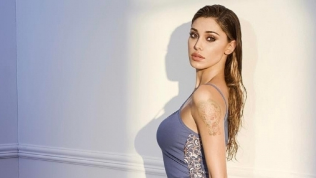 Belen Rodriguez in body sensuale sui social