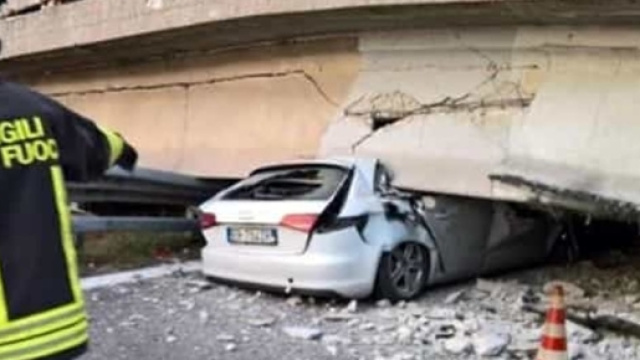 Lecco, la documentazione del cavalcavia crollato persa durante un ... - today.it