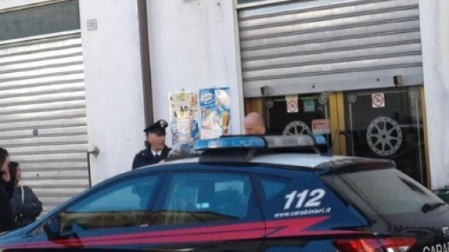 Lodi: ucciso rapinatore dal titolare del ristorante