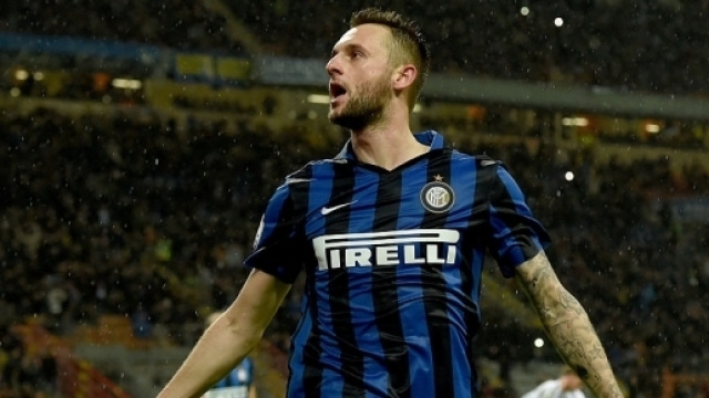 Mercato Inter, Brozovic in uscita. Suning non vuole cederlo alla ... - europacalcio.it