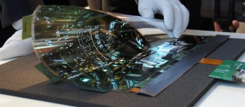 LG's Rollable OLED Display - aiclarke.com