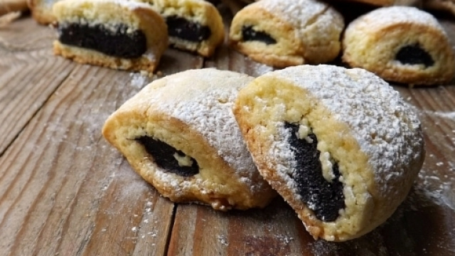 Il dolce pasquale di Natalia Cattelani: ovetti soffici ripieni