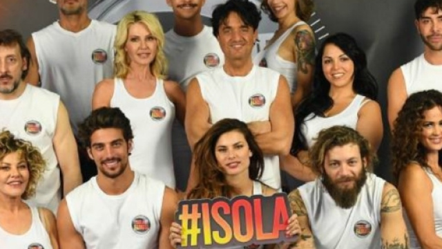 Isola 2017: il ritorno in Italia tra brutti gesti e possibili squalificazioni