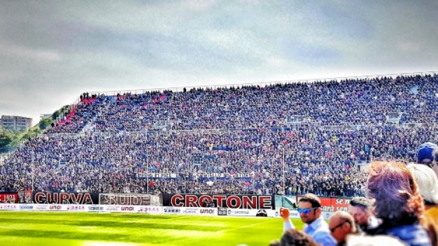 La Curva Sud 'Giorgio Manzulli' di Crotone