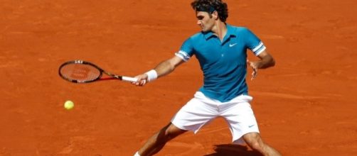 Roger Federer Photos Photos - 2010 French Open - Day Six - Zimbio - zimbio.com