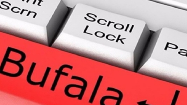 Fake-news', Google e Facebook dichiarano guerra