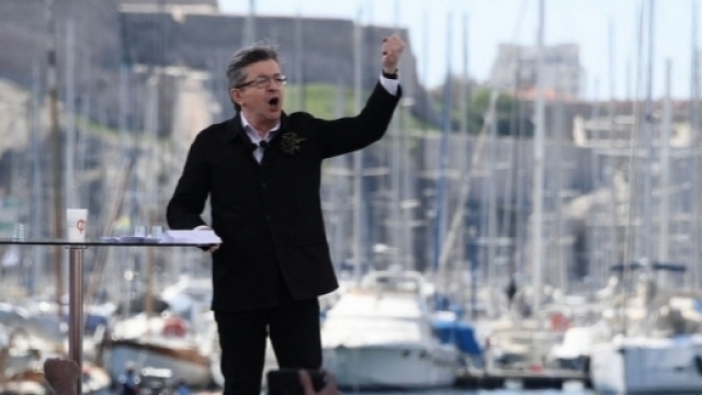 Pr&eacute;sidentielle&nbsp;: Jean-Luc M&eacute;lenchon se voit au second tour