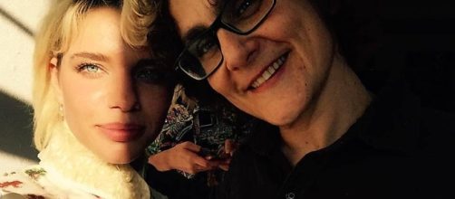 Bruna Linzmeyer e a cineasta Kity F&eacute;o, sua namorada