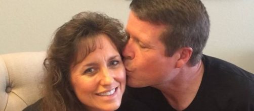 Jim Bob and Michelle Duggar photo via BN library