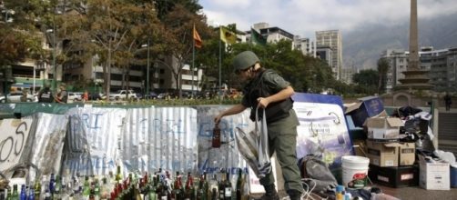 Material usado por opositores violentos en Venezuela