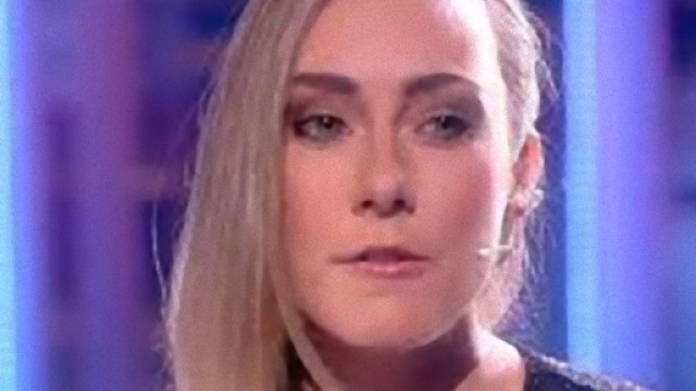 Cristel Carrisi pubblica un messaggio su Instagram.