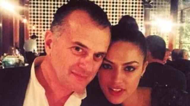 Desir&egrave;e Popper con il misterioso ammiratore