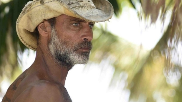 Isola: Raz Degan pizzicato su Istagram: punizione in arrivo?