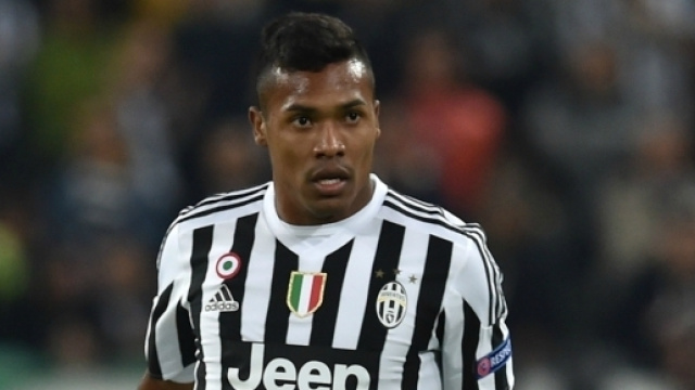 Juve, Alex Sandro all'Arsenal? I dettagli