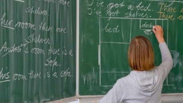 Una docente d'inglese di una scuola di Vicenza &egrave; stata sospesa dall'insegnamento perch&eacute; si &egrave; scoperto che aveva una doppia vita. Foto: Vvox.