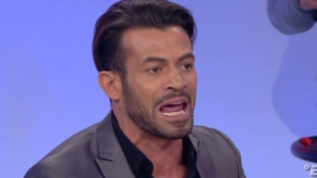 Uomini e Donne: Gianni Sperti contro Rosa Perrotta - rosarossaonline.org