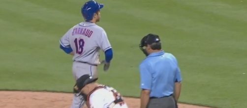 D'Arnаud at the end of his winning home run, Youtube MLB channel https://www.youtube.com/watch?v=-1lDaB3o8qY