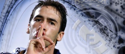 Ra&uacute;l mandando callar al Bernabeu en otro tiempos,