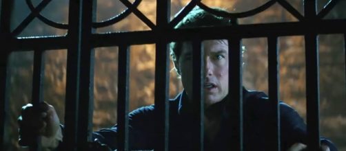 See Tom Cruise Fight 'Ultimate Evil' in New 'Mummy' Trailer ... - rollingstone.com