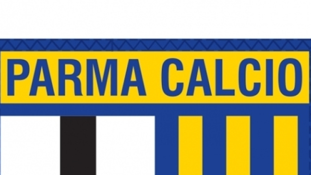 Calciatori del Parma arrabbiati.