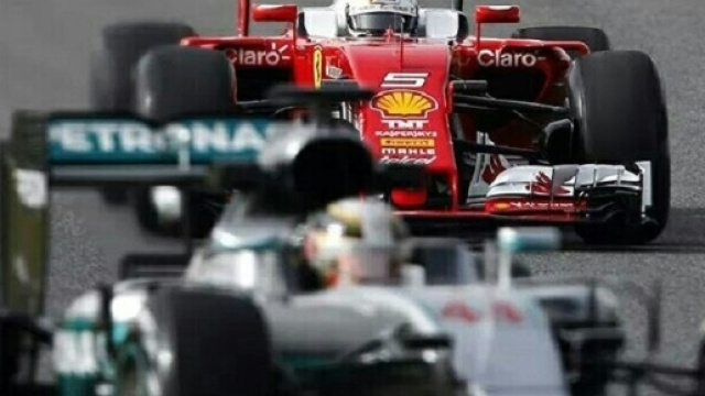 Gp Bahrain, Hamilton e Vettel sono pronti a darsi battaglia