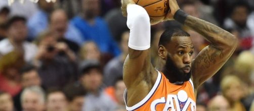 LeBron James Set A passing record - ... www.facebook.com/MJOAdmin