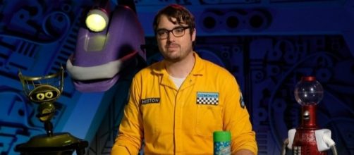 Mystery Science Theater 3000' Returns As Funny As Ever - CutPrintFilm - cutprintfilm.com