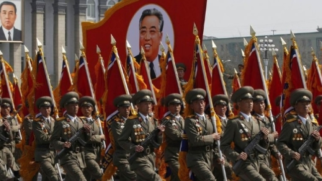 D&eacute;fil&eacute; militaire en Cor&eacute;e du nord - lemonde.fr