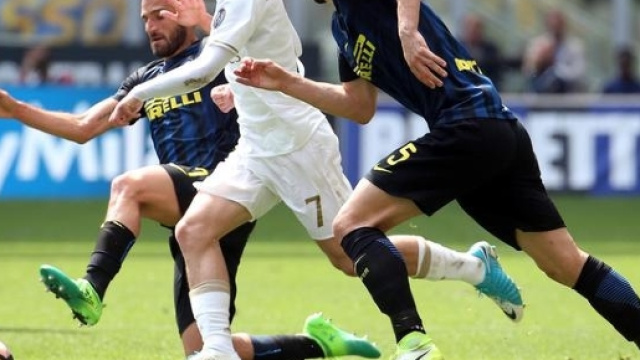 Il Derby Inter Milan di sabato 14 Aprile finisce 2-2