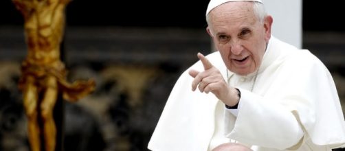 Profecia de Jacinta prev&ecirc; morte do Papa