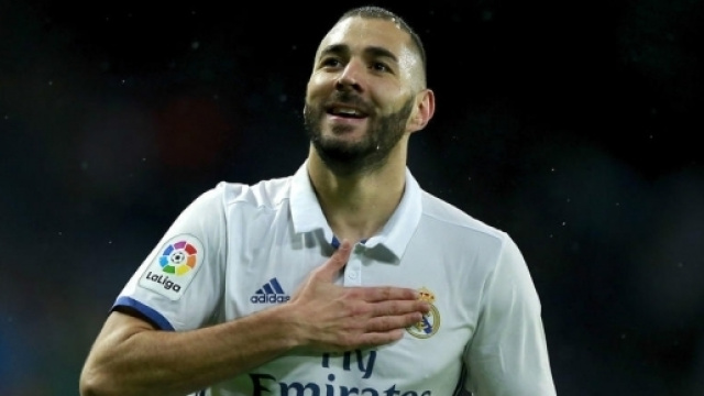 Real Madrid&nbsp;: L'offre folle d'un club anglais &agrave; Karim Benzema&nbsp;!