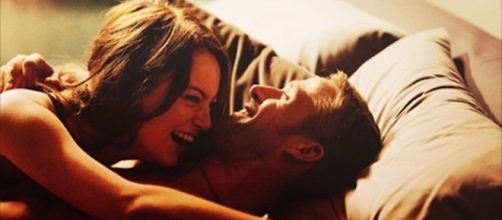 Algumas coisas podem mostrar que a amizade colorida est&aacute; indo para outro caminho