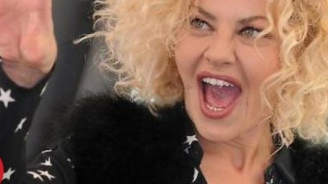 Eva Grimaldi dopo l&rsquo;Isola dei famosi parla di Gabriel Garko e Imma Battaglia