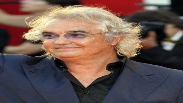 Flavio Briatore coinvolto nelle tangenti al direttore dell'Agenzia delle Entrate