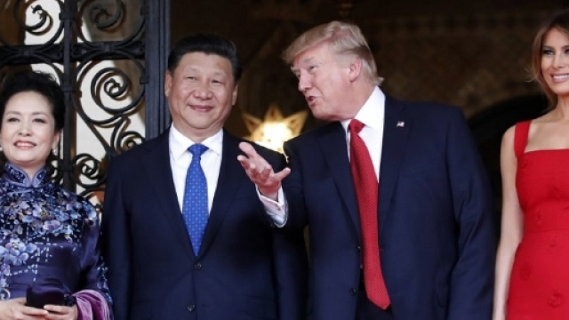 Il leader cinese Xi Jinping con Donald Trump in occasione della recente visita negli USA