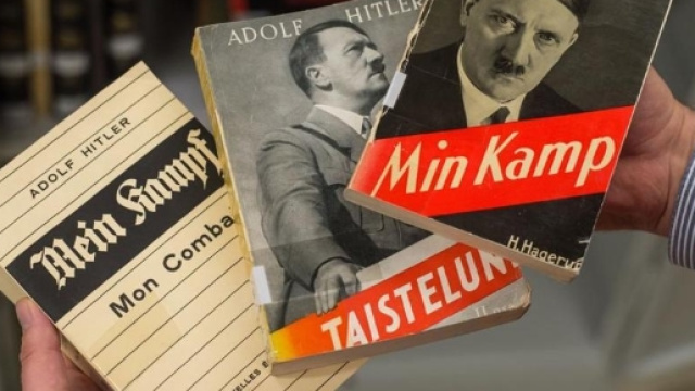 Mein Kampf torna nelle edicole dopo 70 anni.
