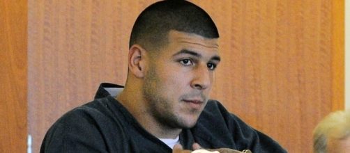 Aaron Hernandez was serving a life sentence/Photo via sepultura13.me