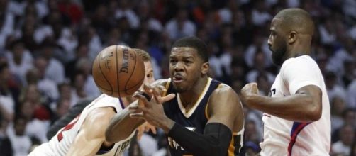 Lob City smash: Clippers beat Jazz 99-91, even series at 1-1 ... - timesunion.com