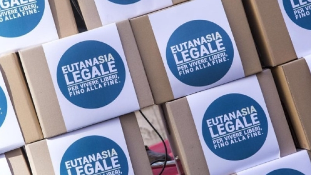 Biotestamento: il gioco del rinvio sulla pelle dei malati ... - associazionelucacoscioni.it