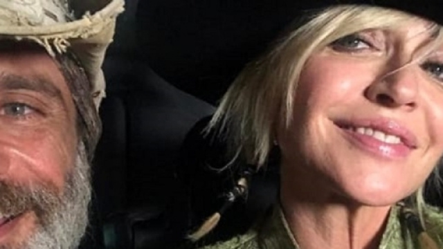 Paola Barale e Raz Degan nel corso dell'Isola dei famosi