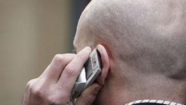 Sentenza storica: ll cellulare causa del cancro