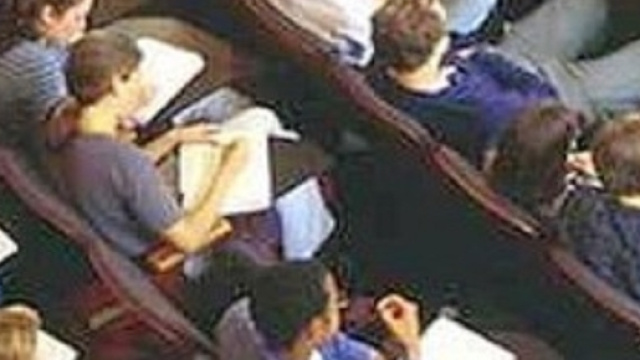 Universit&agrave; e corso tutor per compagni disabili